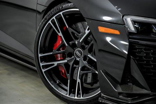 Mythos Black Metallic 2021 Audi R8 5.2 V10 performance