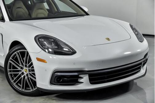 2018 Porsche Panamera 4S