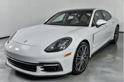 2018 Porsche Panamera 4S