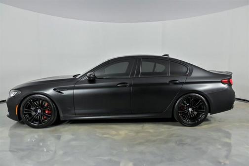 Black Sapphire Metallic 2023 BMW M5 Competition