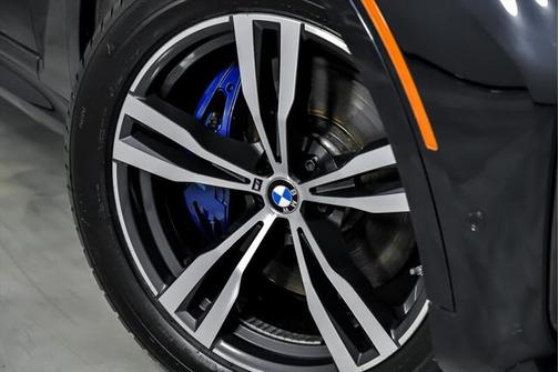2020 BMW X7 M50i