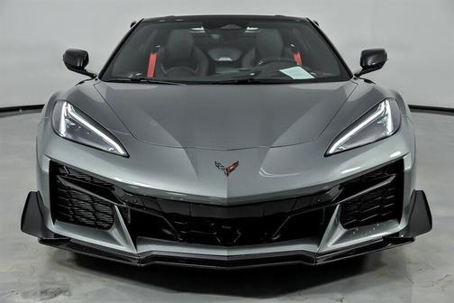 Hypersonic Gray Metallic 2024 Chevrolet Corvette Z06