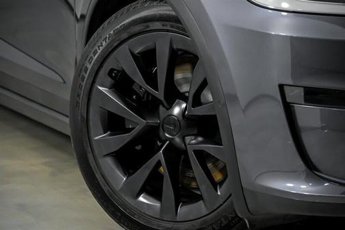 2022 Tesla Model X Plaid Tri Motor All-Wheel Drive