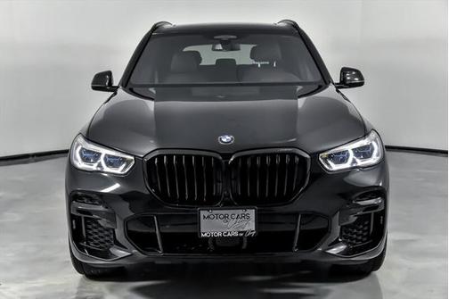 2022 BMW X5 M50i
