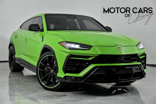 2021 Lamborghini Urus Pearl Capsule