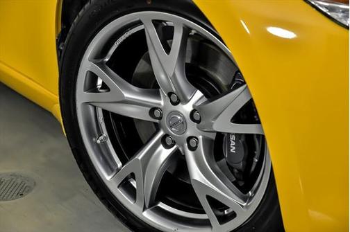 2009 Nissan 370Z Touring