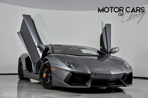 2012 Lamborghini Aventador LP700-4