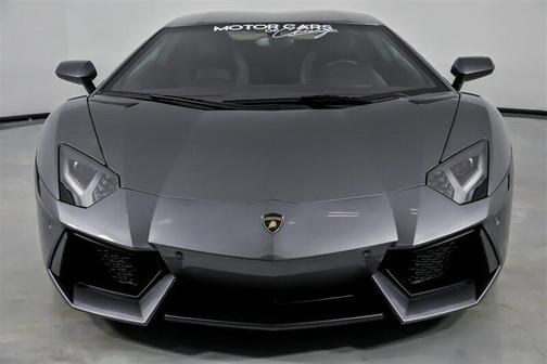 2012 Lamborghini Aventador LP700-4