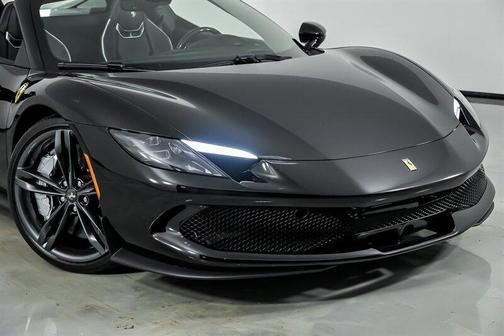 Nero 2024 Ferrari 296 GTS