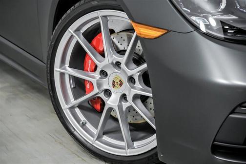 2025 Porsche 718 Boxster GTS 4.0