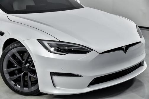 2022 Tesla Model S Plaid