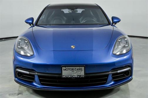 2017 Porsche Panamera 4S