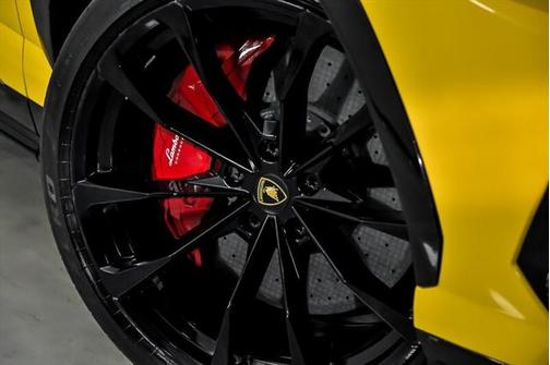 2019 Lamborghini Urus