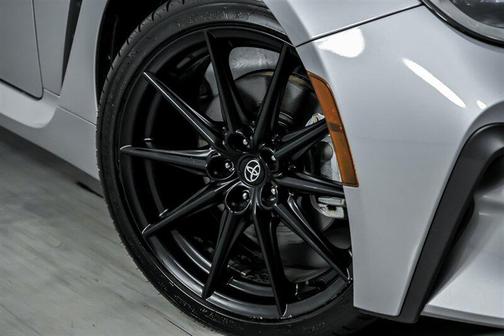 2025 Toyota GR86 Premium