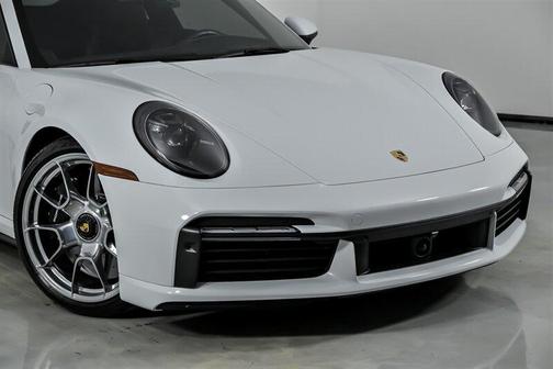 2022 Porsche 911 Turbo S