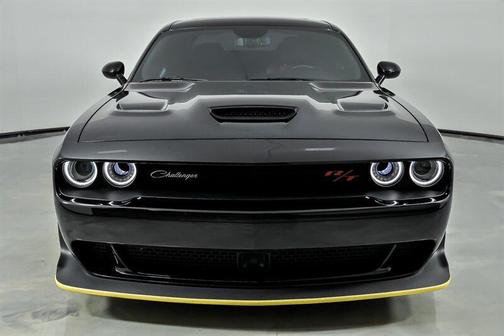 Pitch Black Clearcoat 2023 Dodge Challenger R/T Scat Pack Widebody