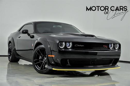 Pitch Black Clearcoat 2023 Dodge Challenger R/T Scat Pack Widebody