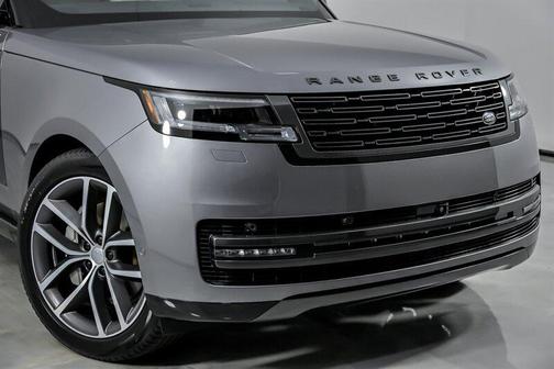 2025 Land Rover Range Rover P400 SE