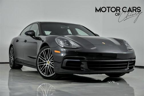 2017 Porsche Panamera 4
