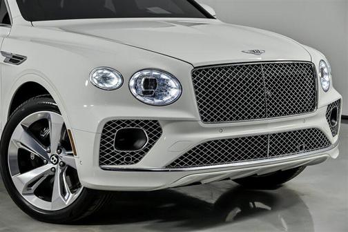 2022 Bentley Bentayga V8