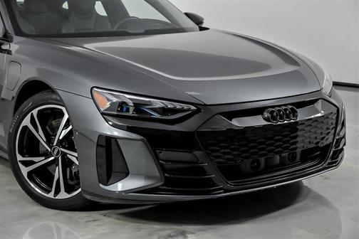 2022 Audi e-tron GT Prestige