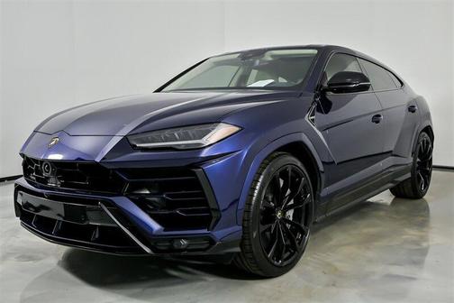 2021 Lamborghini Urus 