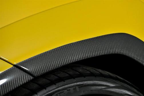Giallo Auge 2023 Lamborghini Urus Performante