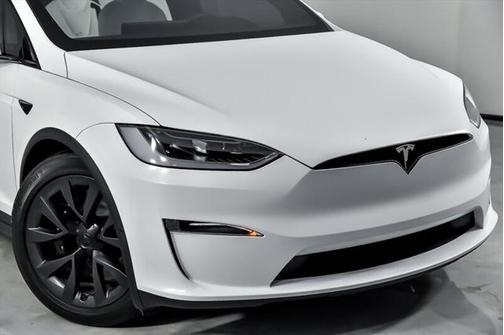 2023 Tesla Model X Standard Range
