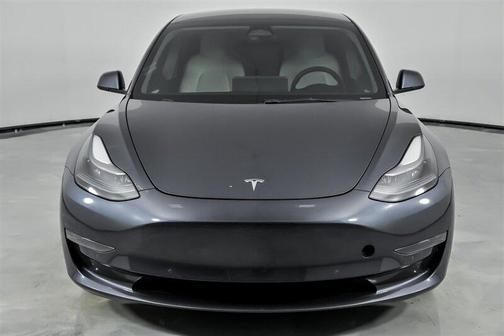 2022 Tesla Model 3 Standard Range