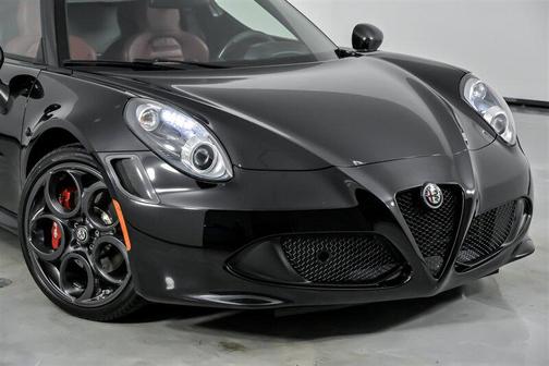 2020 Alfa Romeo 4C Spider Base