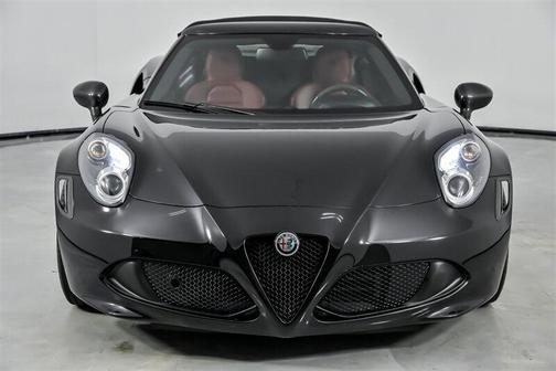 2020 Alfa Romeo 4C Spider Base