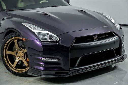 2015 Nissan GT-R Premium