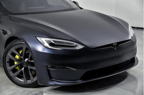 2021 Tesla Model S Plaid