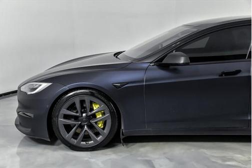 2021 Tesla Model S Plaid