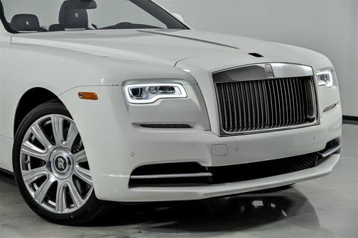 2017 Rolls-Royce Dawn 