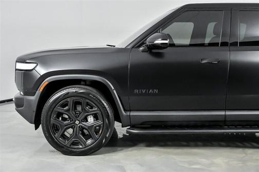 2023 Rivian R1T Adventure-FULL SATIN PPF