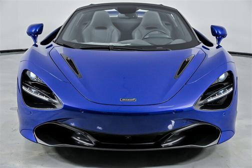 2022 McLaren 720S Base