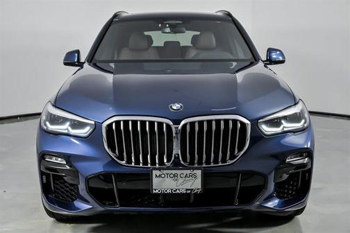 Mineral White Metallic 2019 BMW X5 xDrive40i