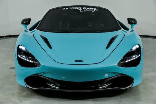 2022 McLaren 720S Performance