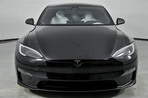 2023 Tesla Model S Plaid