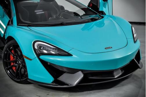 2019 McLaren 570S -FRESH TOKYO CYAN WRAP