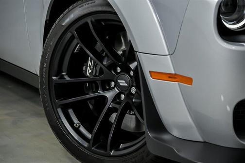 Triple Nickel Clearcoat 2023 Dodge Challenger R/T Scat Pack Widebody