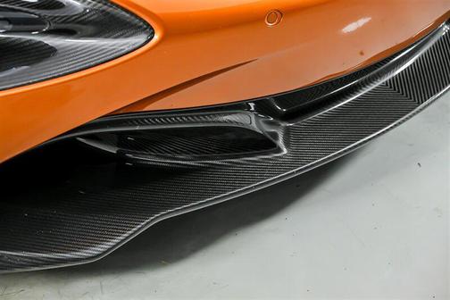2018 McLaren 720S Base