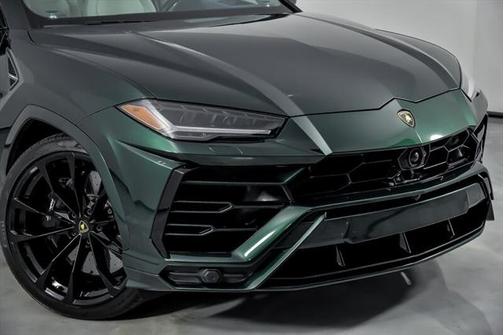 2022 Lamborghini Urus