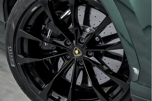 2022 Lamborghini Urus