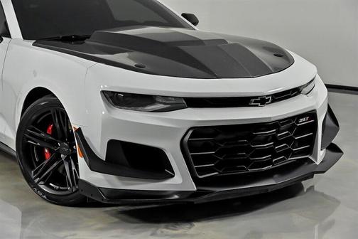 Summit White 2018 Chevrolet Camaro ZL1