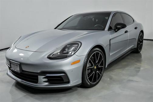 2018 Porsche Panamera 4S