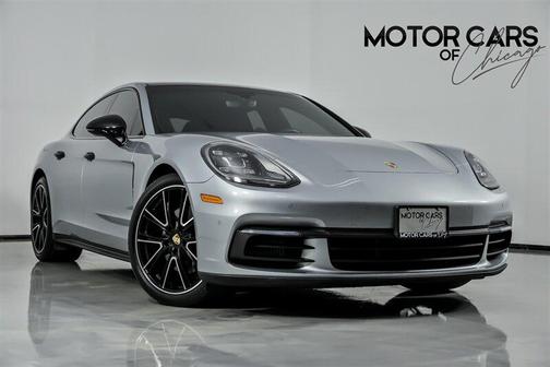 2018 Porsche Panamera 4S