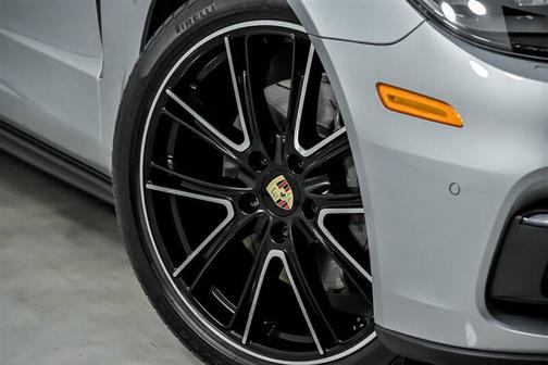 2018 Porsche Panamera 4S