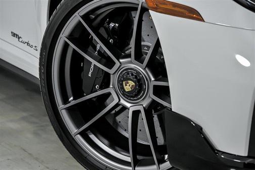 2024 Porsche 911 Turbo S